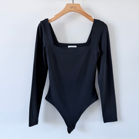 Babaton Aritzia Black Square Neck Long Sleeve Bodysuit Size S - Picture 3 of 16